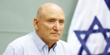 ژنڕاڵێکی زایۆنیست: سوپا لە غەززە شکستی هێناوە و پارچە پارچە بووە