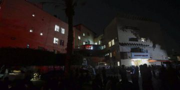 ڕژێمی زایۆنیستی نەخۆشخانەی مەعمەدانی غەززەی بۆردومان کردەوە