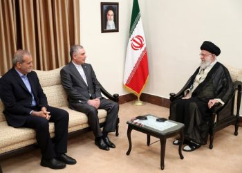 حەزرەتی ئایەتوڵڵا خامنەیی: ئێران گرنگی بە گەشەپێدانی پەیوەندییەکان لە گەڵ تورکمانستان دەدات