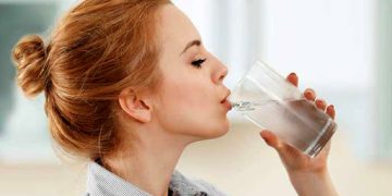 کەی باشترە ئاو بخۆینەوە؟