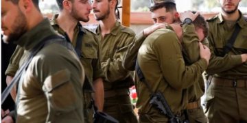 ژنڕاڵێکی زایۆنیست: بەردەوامی شەڕ بە واتای هەڵوەشانەوەی ئیسرائیلە نەک حەماس