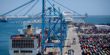 ئیمارات گەورەترین سەرچاوەی هاوردەی کاڵایە بۆ ئێران