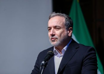 ئێران: داڕشتنەوەی دووبارەی سنورەکان هێڵی سووری ئێمەیە
