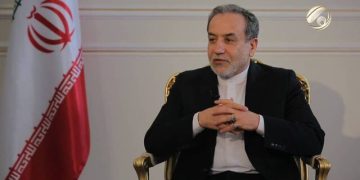 عێراقچی: عێراق زیاتر لە دراوسێیەکە بۆ ئێران