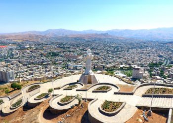 شوێنە گەشتیارییەکانی شاری سنە