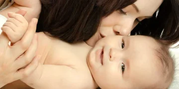 سوودەکانی بوون بە دایک