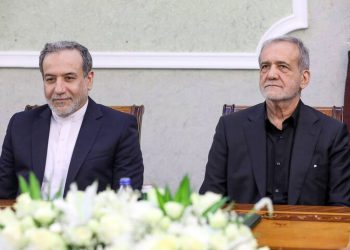 عێراقچی: دیپلۆماسیەتی سەرۆک پزیشکیان لە عێراق ئاسۆی نوێ دەکاتەوە