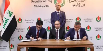 عێراق 14 گرێبەستی بۆ پەرەپێدانی کێڵگەکانی نەوت و غاز واژۆ کرد