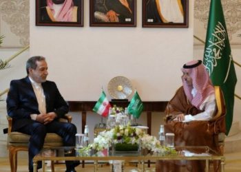 وتووێژی تەلەفوونیی وەزیرانی دەرەوەی ئێران و سعوودیە