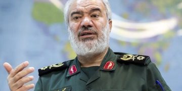 جێگری فەرماندەی سوپای پاسداران: ئێران وەڵامی ڕژێمی زایۆنیستی دەداتەوە