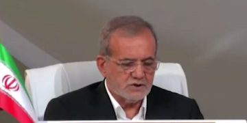 پزیشکیان: پێشێلکارانی مافی مرۆڤ دەبێت بزانن کە خۆڕاگری دارێکی بەرهەمدارە و لە ناو ناچێت