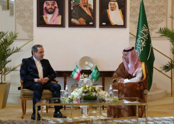 عێراقچی لە گەڵ وەزیری دەرەوەی سعوودیە کۆبووە