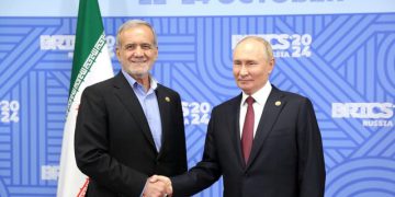 پزیشکیان: هەڵوێستەکانی ئایەتوڵڵا خامنەیی بەرز دەنرخێنم