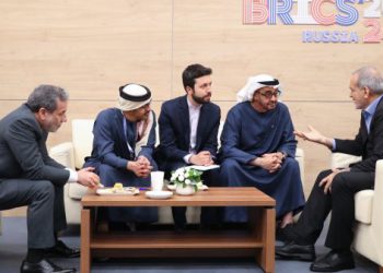 سەرۆک کۆماری ئێران و سەرۆکی ئیمارات لە ڕووسیا کۆبوونەوە