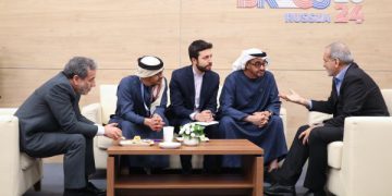 سەرۆک کۆماری ئێران و سەرۆکی ئیمارات لە ڕووسیا کۆبوونەوە