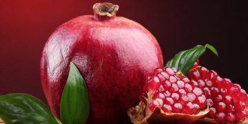 چی لە سەر خواردنی ناوکی هەنار دەزانن؟