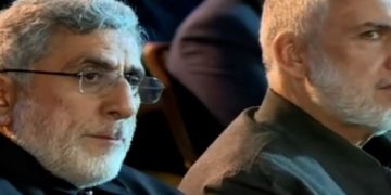 لیوا قائانی بەشداریی لە ڕێوڕەسمی پێشوازی لە تەرمی شەهید نیلفرۆشان لە تاراندا کرد