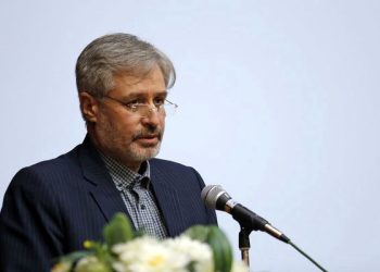 مامۆستایەکی زانکۆ لە ئێران خانوویەکی 12 ملیار تمەنیی پێشکەش بە بەرەی خۆڕاگری کرد