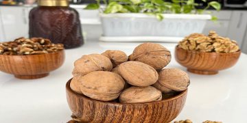 خواردنی گوێز لە ژەمی بەیانیدا کاریگەرییەکی زۆری لە سەر تەندرووستی هەیە