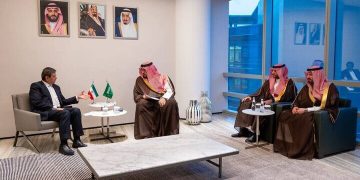 وەزیری ئابوری ئێران لە گەڵ وەزیری وەبەرهێنانی سعوودیە کۆبووە