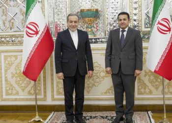 ئەعرەجی لە گەڵ عێراقچی لە تاران کۆبووە