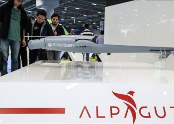 تورکیا لە یەک مانگدا 820 ملیۆن دۆلار بەرهەمی پیشەسازی بەرگریی هەناردە کردووە