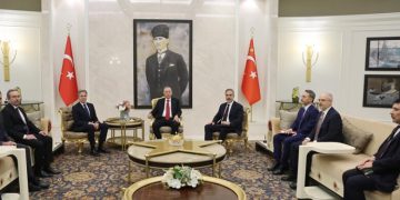 وەزیری دەرەوەی ئەمریکا دۆخی سوریای لە گەڵ ئەردۆغان تاوتوێ کرد