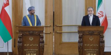 پەیامی عۆمان بۆ پزیشکیان / عێراقچی: ئاسایشی سوریامان دەوێت