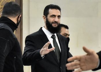 تاقمەکەی جۆلانی داوای 300 ملیار دۆلار قەرەبوو لە ئێران دەکەن