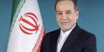 وەزیری دەرەوەی ئێران سەردانی چین دەکات