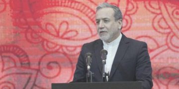 ئێران سەبارەت بە سوریا وەڵامی کۆمکاری عەرەبی دایەوە