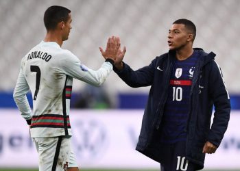 ڕۆناڵدۆ چی لە سەر ئێمباپێ دەڵێت؟