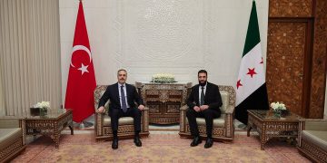 هاکان فیدان و جۆلانی لە دیمەشق کۆبوونەوە