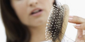 چۆن هەڵوەرینی قژ چارەسەر بکەین؟