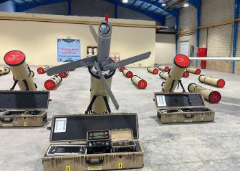 سوپای پاسدارانی ئێران درۆنێکی نوێی نمایش کرد