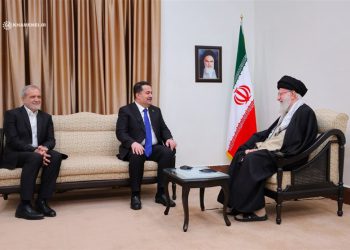 حەزرەتی ئایەتوڵڵا خامنەیی: بوونی هێزەکانی ئەمریکا لە عێراق نایاسایی و داگیرکارییە
