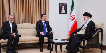 حەزرەتی ئایەتوڵڵا خامنەیی: بوونی هێزەکانی ئەمریکا لە عێراق نایاسایی و داگیرکارییە