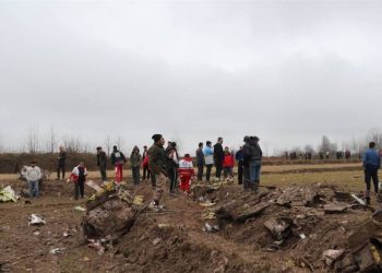 فڕۆکەیەکی ئێرانی لە جۆری فێرکاری کەوتە خوارەوە