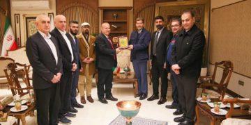 شێخ مستەفا عەبدولڕەحمان: پەیوەندییە ئابوری و بازرگانییەکان لە گەڵ ئەسفەهان بەرفراوانتر دەکەین