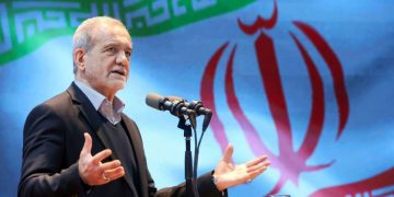 پزیشکیان: بە شانازییەوە درێژە بە ڕێبازەکەی شەهید سولەیمانی دەدەین