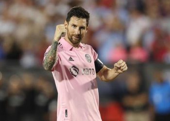 لە گەڵ ڕۆناڵدۆ و بنزیمە، مێسی نایەت بۆ سعوودیە!