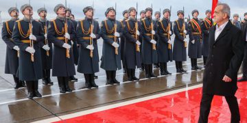 پزیشکیان ئەمڕۆ هەینی گەیشتە مۆسکۆ