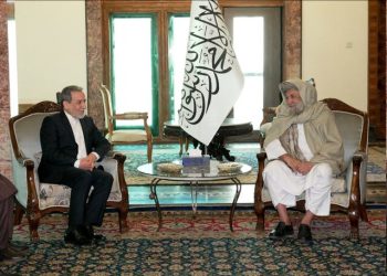 عێراقچی لە گەڵ سەرۆک وەزیرانی حکومەتی تاڵیبان لە ئەفغانستان کۆبووە