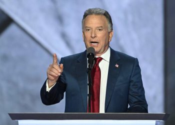 نێردەی ترەمپ سەردانی غەززەی کرد