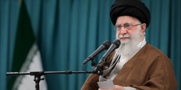 حەزرەتی ئایەتوڵڵا خامنەیی: غەززە سەرکەوتنی بە دەست هێنا