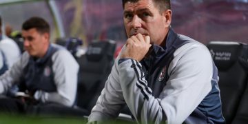 ستیڤن جیرارد لە ئیتیفاقی سعوودیە دەرکرا