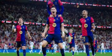 لیڤاندۆڤسکی: بەم یارییە لە هەر تیپێک دەبەینەوە!