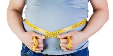 حەوت خواردنەوە کە چەوری سک بە شێوەیەکی سرووشتی لەناو دەبەن