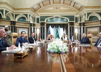 دانوستانی شاندە باڵاکانی ئەمریکا و ڕووسیا لە سعوودیە دەستیپێکرد