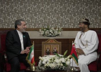 وەزیرانی دەرەوەی ئێران و عۆمان لە مەسقەت کۆبوونەوە